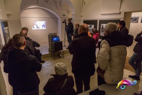 Oltre le Barricate di Marcello Carrozzo
