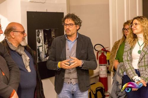 Oltre le Barricate di Marcello Carrozzo